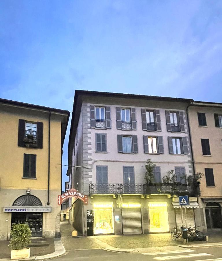 Portatorre Suite, A Charming Apartment In The Heart Of Como, Free Private Parking, Air Conditioning & More! Exteriör bild