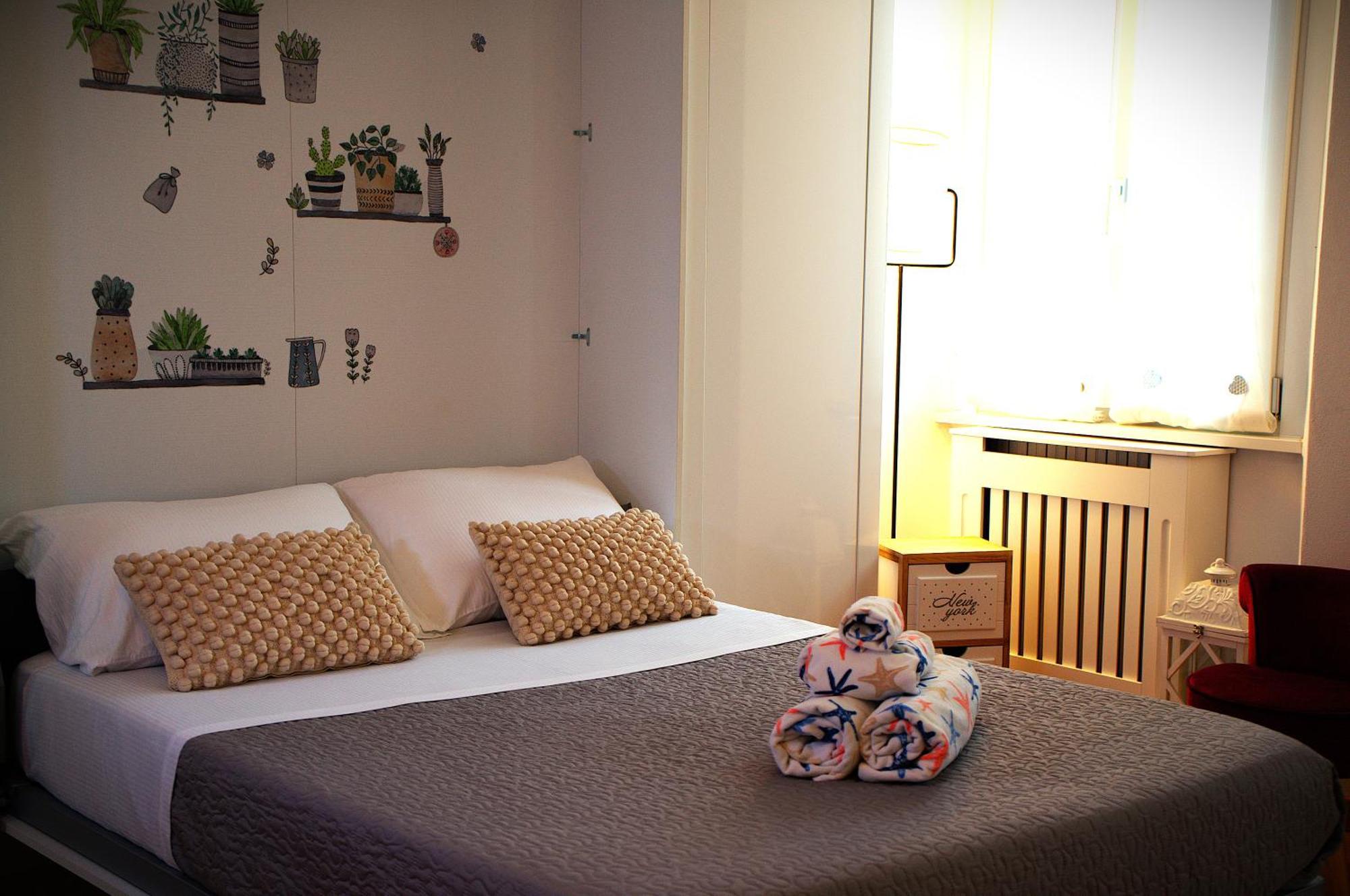 Portatorre Suite, A Charming Apartment In The Heart Of Como, Free Private Parking, Air Conditioning & More! Exteriör bild